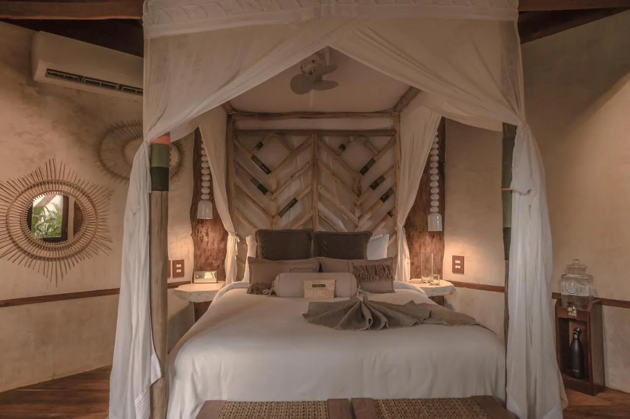 Delek Tulum Hotel