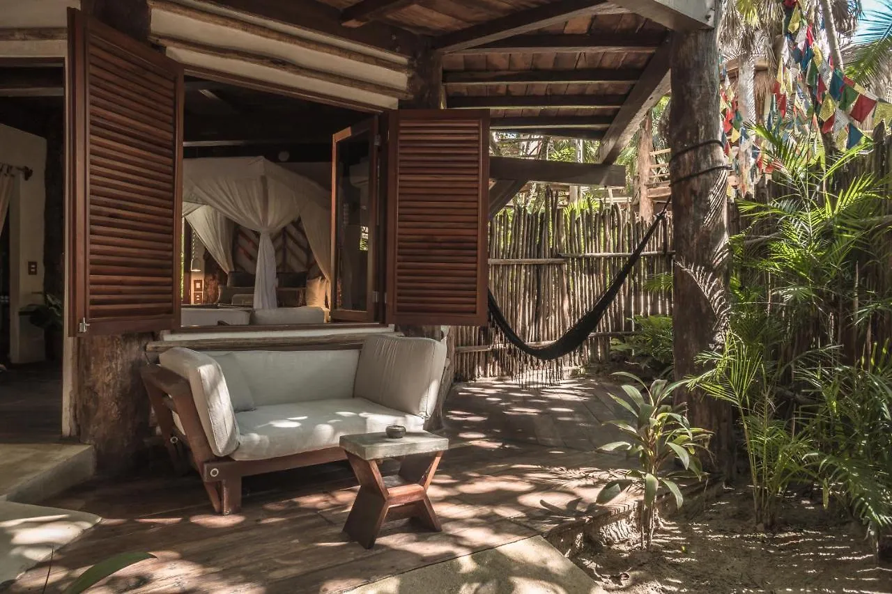 Delek Tulum Hotel