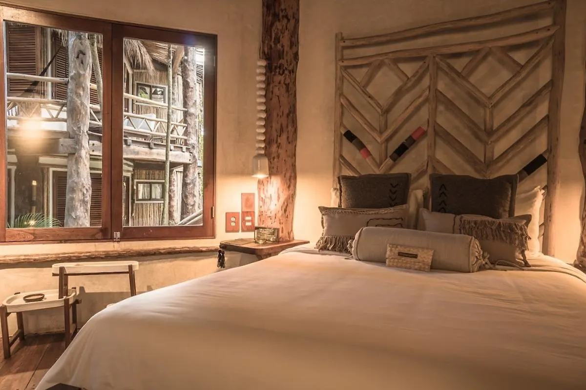Delek Tulum Hotel