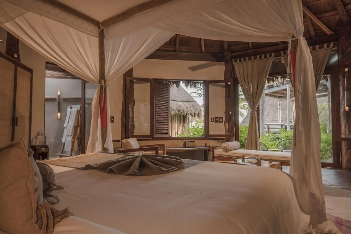 Delek Tulum Hotel