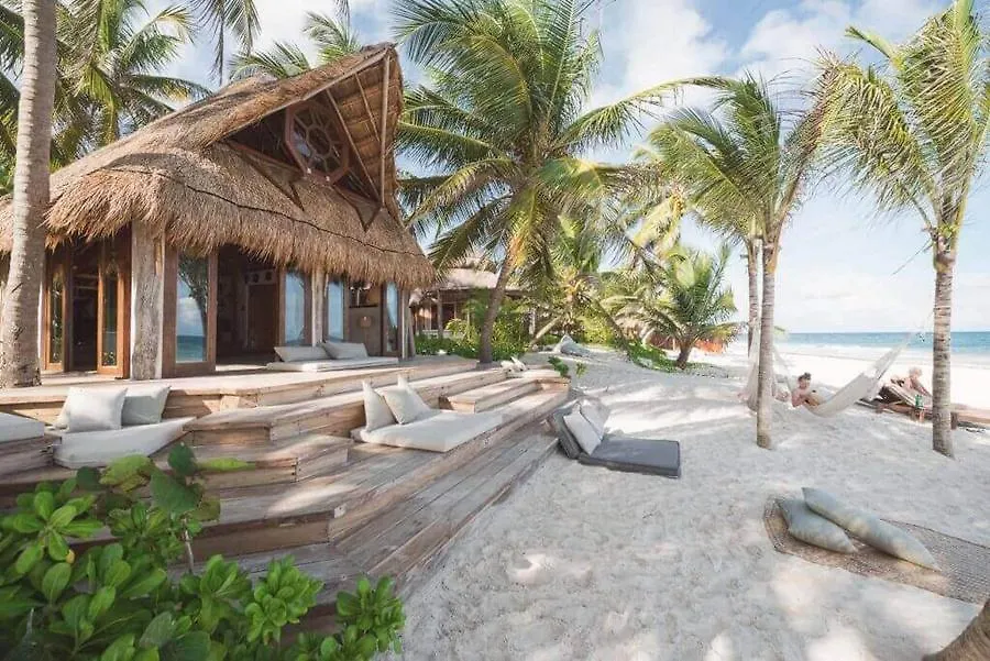 Delek Tulum Hotel