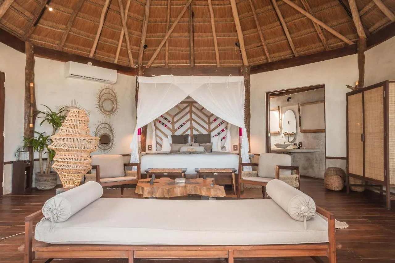 Delek Tulum Hotel 5*,